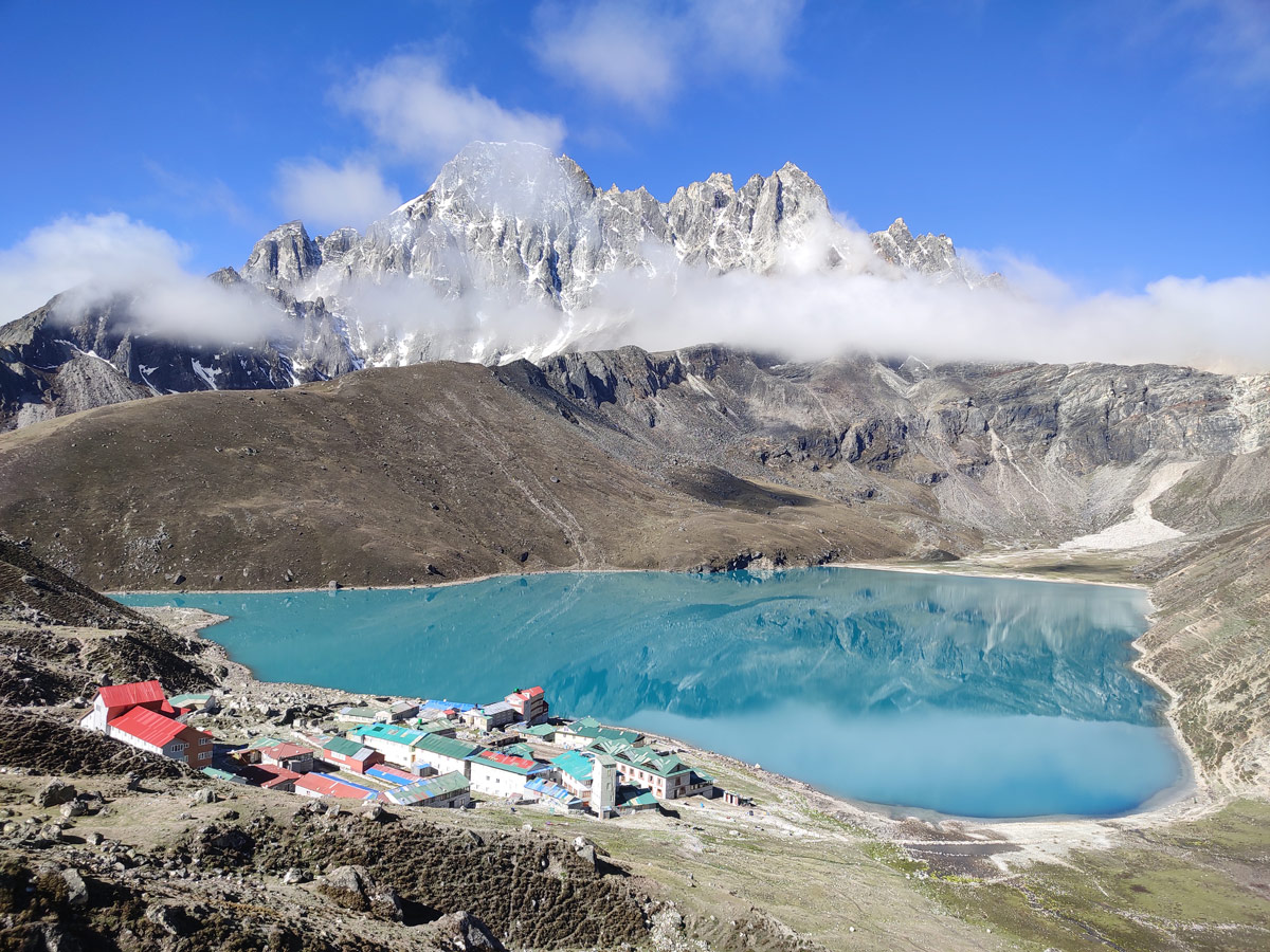 Teahouses near Gokyo Lake